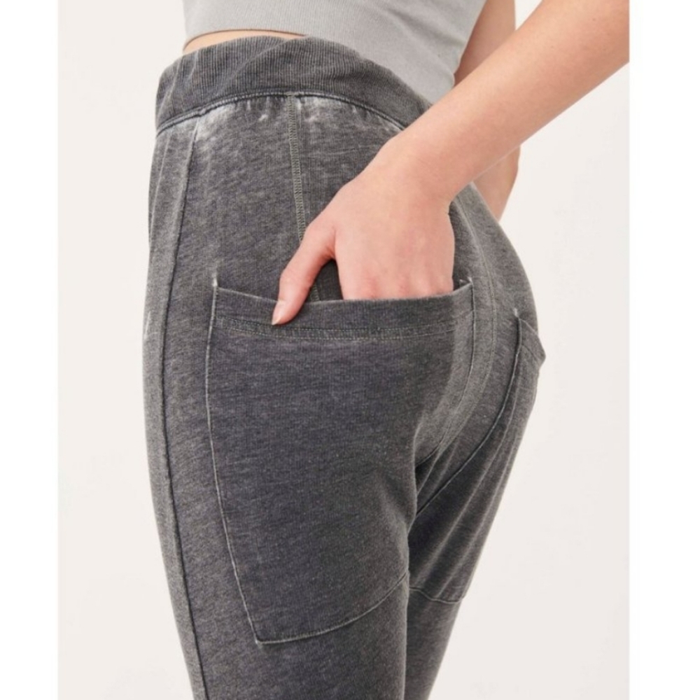 Free People Cozy All Day Harem Black Oversized Leggings - Picture 6 of 15